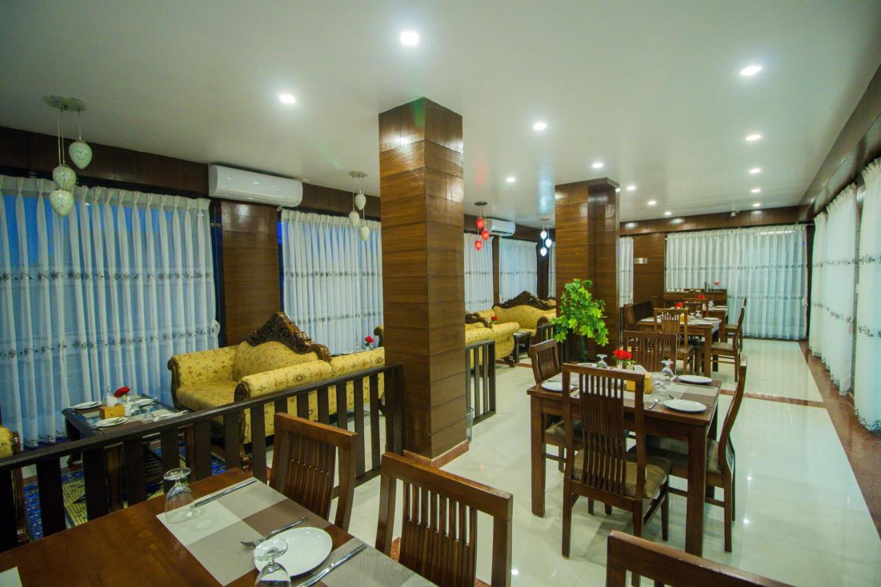Hotel Prakash International Hetauda Екстер'єр фото