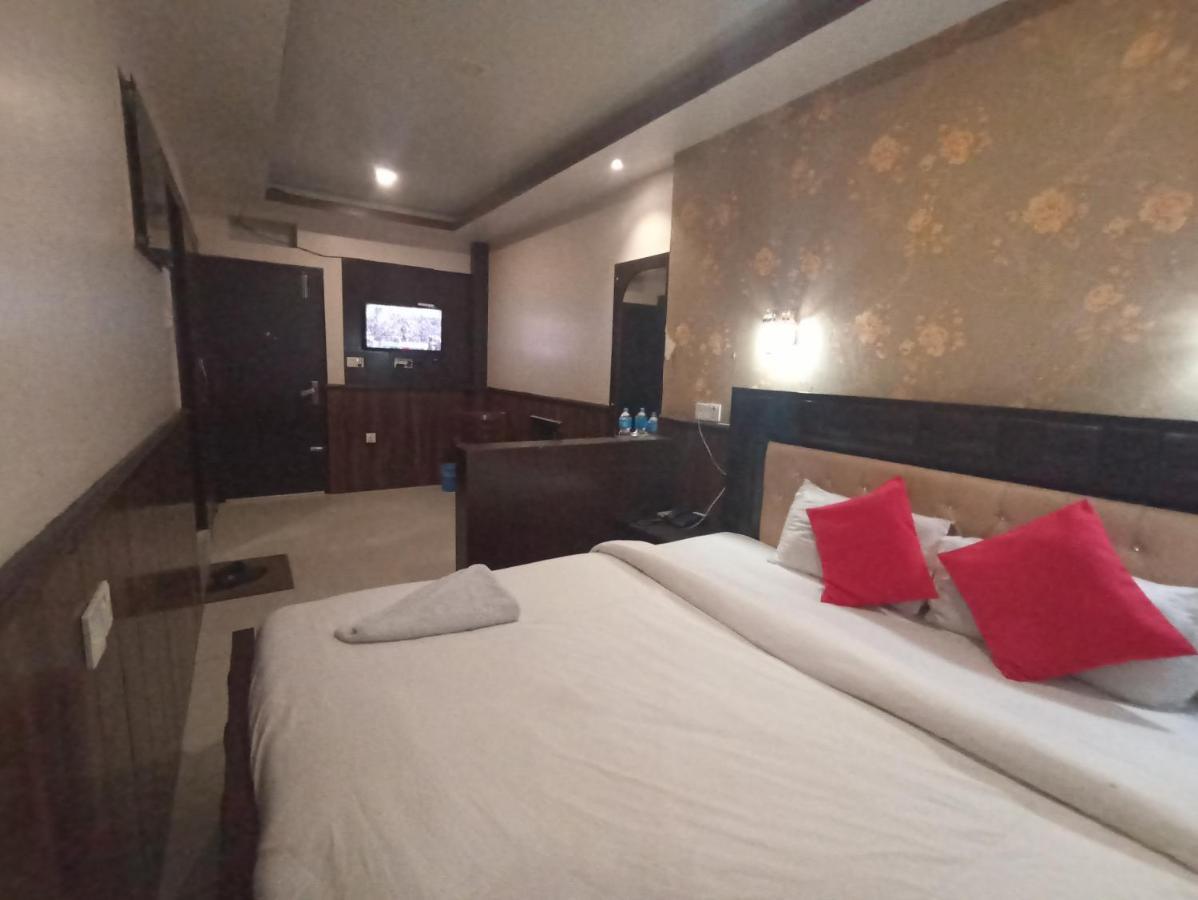 Hotel Prakash International Hetauda Екстер'єр фото