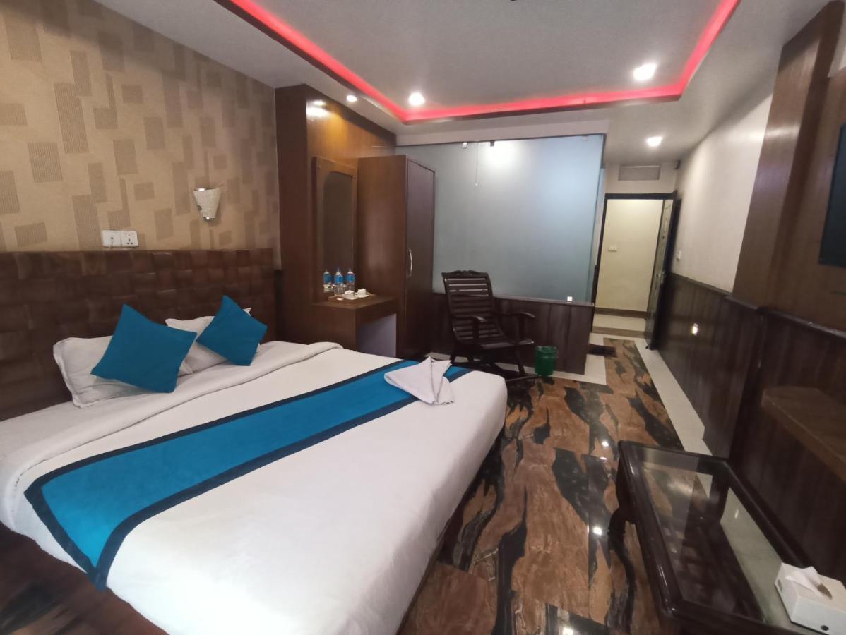 Hotel Prakash International Hetauda Екстер'єр фото